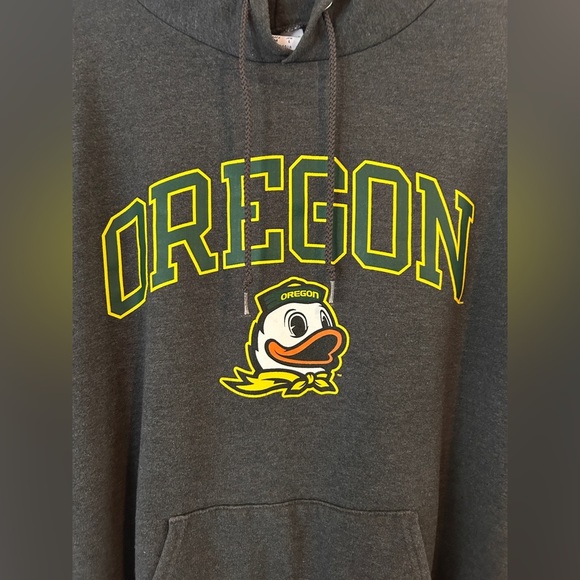 University of Oregon Ducks Hoodie - Picture 5 of 10